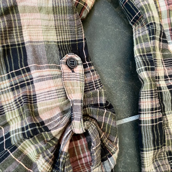 H&M plaid button down shirt - Picture 3 of 5